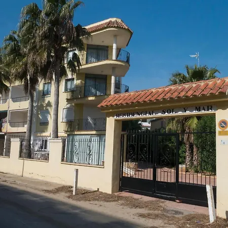 Apartamentos Sol Y Mar