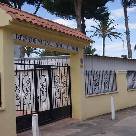 Apartamentos Sol Y Mar
